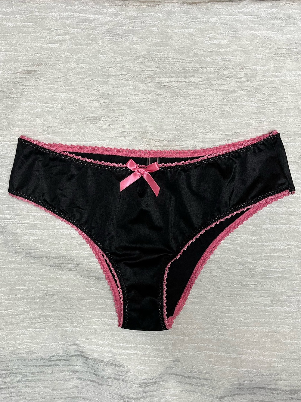NWT Rare HTF Victorias Secret Sexy Little Things Black Pink Panties Size Large